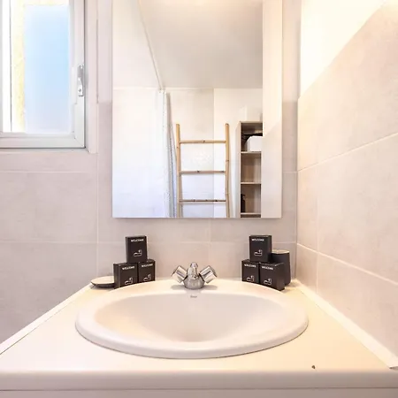 Lejlighed Beautiful & Cosy Flat, Only 5min